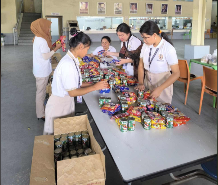 𝐄𝐧𝐬𝐮𝐫𝐢𝐧𝐠 𝐅𝐨𝐨𝐝 𝐀𝐜𝐜𝐞𝐬𝐬 𝐈𝐧𝐢𝐭𝐢𝐚𝐭𝐢𝐯𝐞𝐬 𝐭𝐨 𝐂𝐨𝐦𝐛𝐚𝐭 𝐒𝐭𝐮𝐝𝐞𝐧𝐭 𝐇𝐮𝐧𝐠𝐞𝐫 4